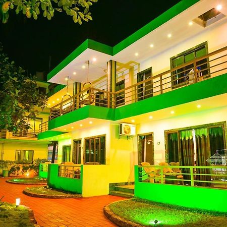 Kinara Resort Mālvan Exteriör bild