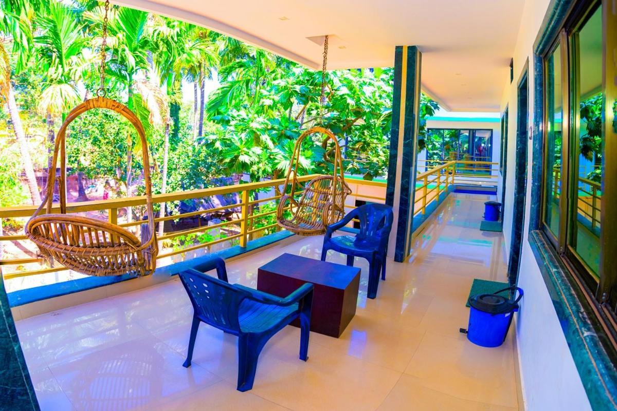 Kinara Resort Mālvan Exteriör bild